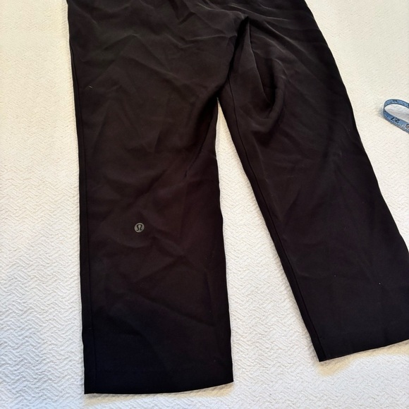 Lululemon Womens Cropped Pant Black Size 4 Drawstring Elastic Waist Pockets - Picture 8 of 16